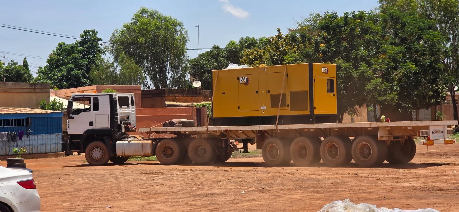 Caterpillar DE550E0 diesel generator for shopping mall project in Burkina Faso